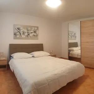 Tuzlak , Povile Chorwacja
